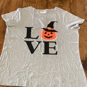 2 for $10🌿Halloween T-shirt